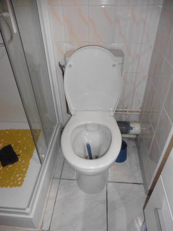 Flat Apartment Сен-Киприен Екстериор снимка